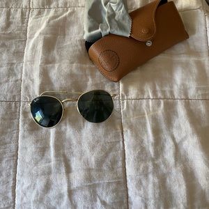 Ray Ban circular frames - gold